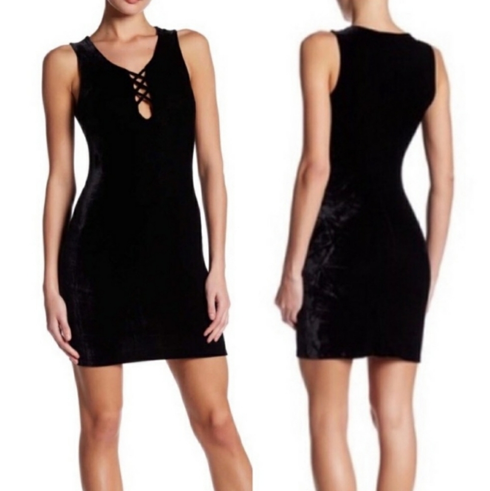 🌺2/$25🌺 Black Velvet Bodycon Mini Dress